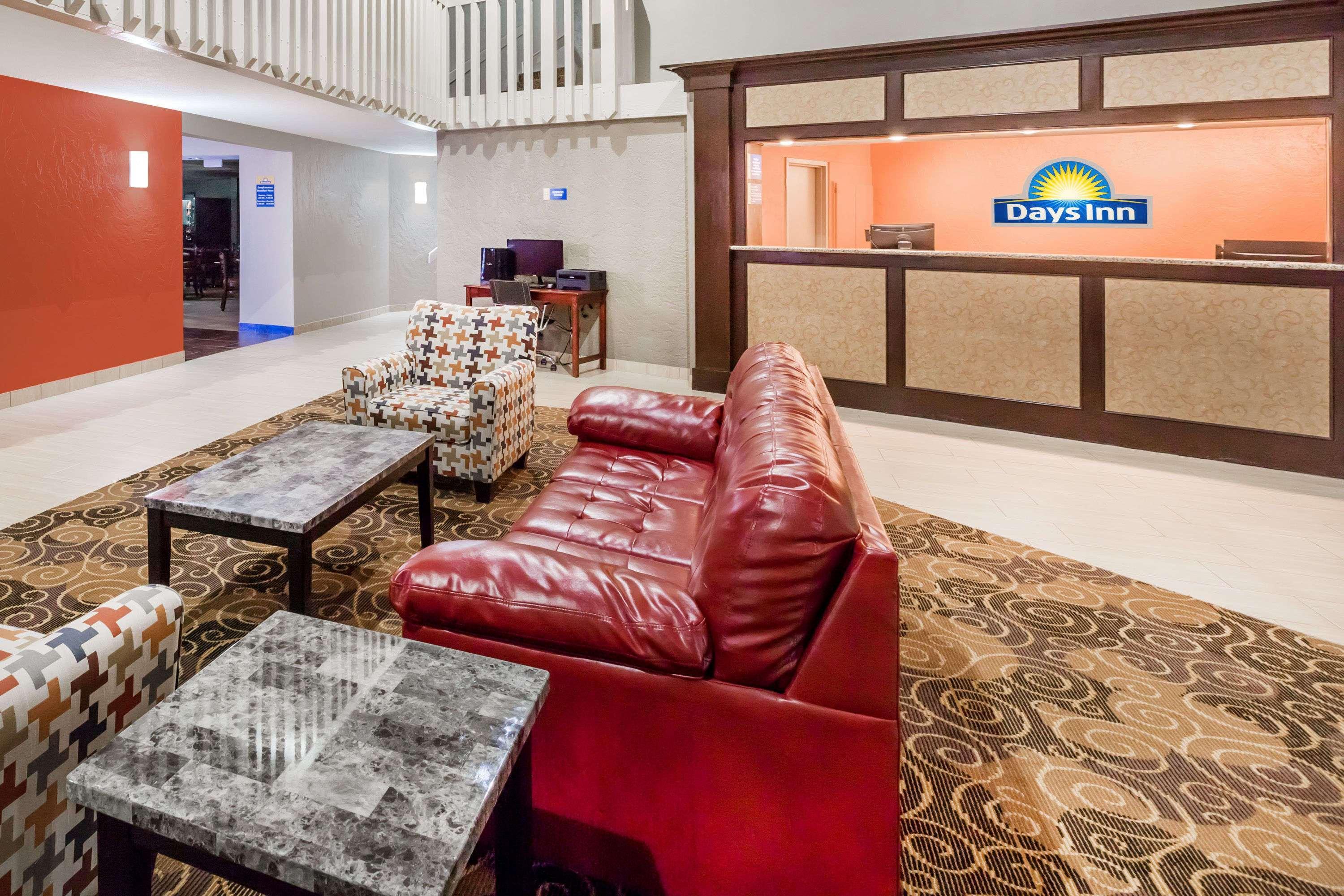 Days Inn By Wyndham West Des Moines Exterior foto